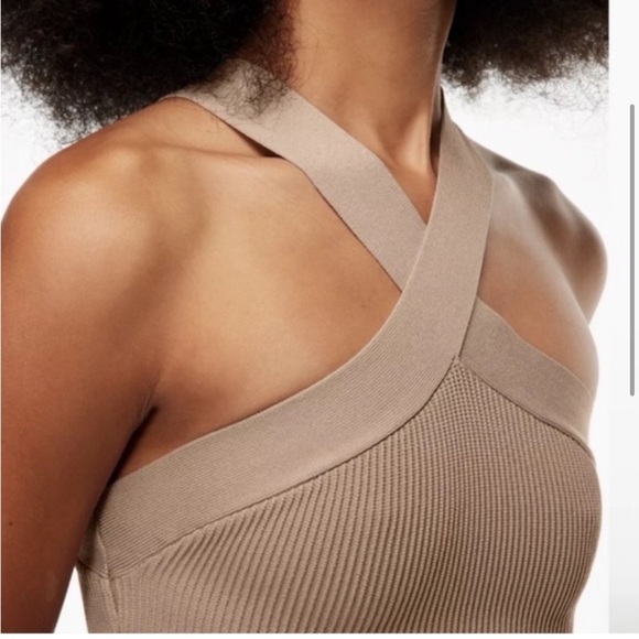 Like new! Babaton Sculpt Knit Criss Cross Cropped Tank - Taupe - Picture 5 of 10